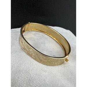 Vintage Gold Tone Bracelet Bangle Embossed 6.5"